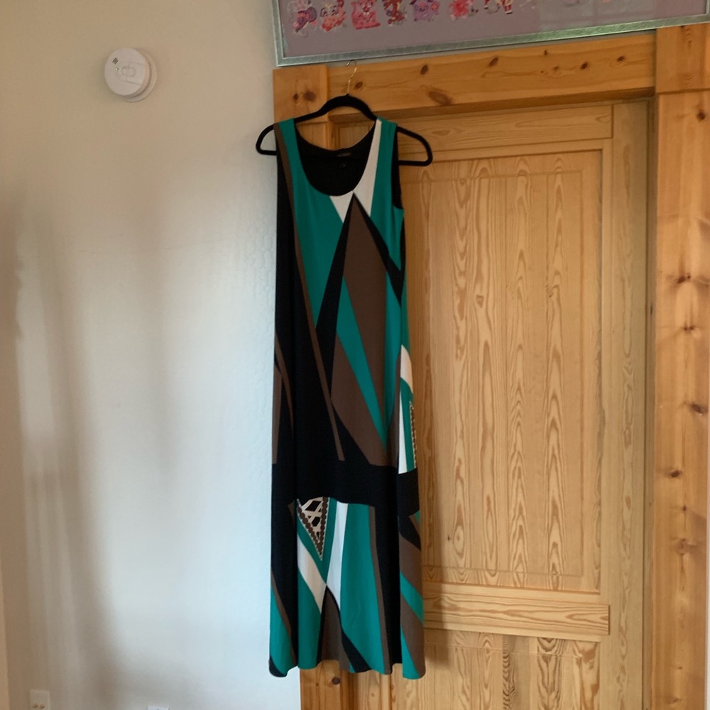 Long dress   wonderful colors very comfortable